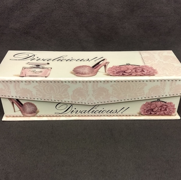 Divalicious Small Decorative Trinket Storage Box - Picture 1 of 9